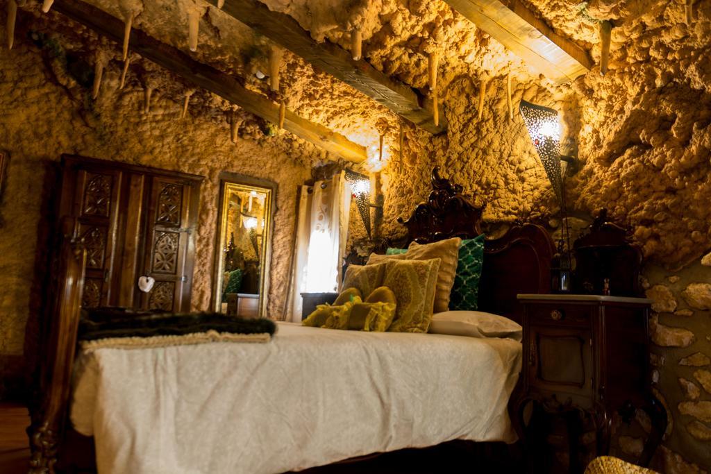 Cal Ganso Encantat Albinyana Zimmer foto